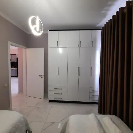 Arlis House Golem (Tirana)