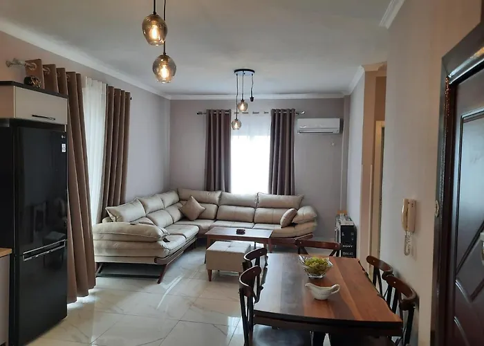 Arlis House Appartamento