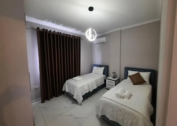 Arlis House Appartamento Golem (Tirana)